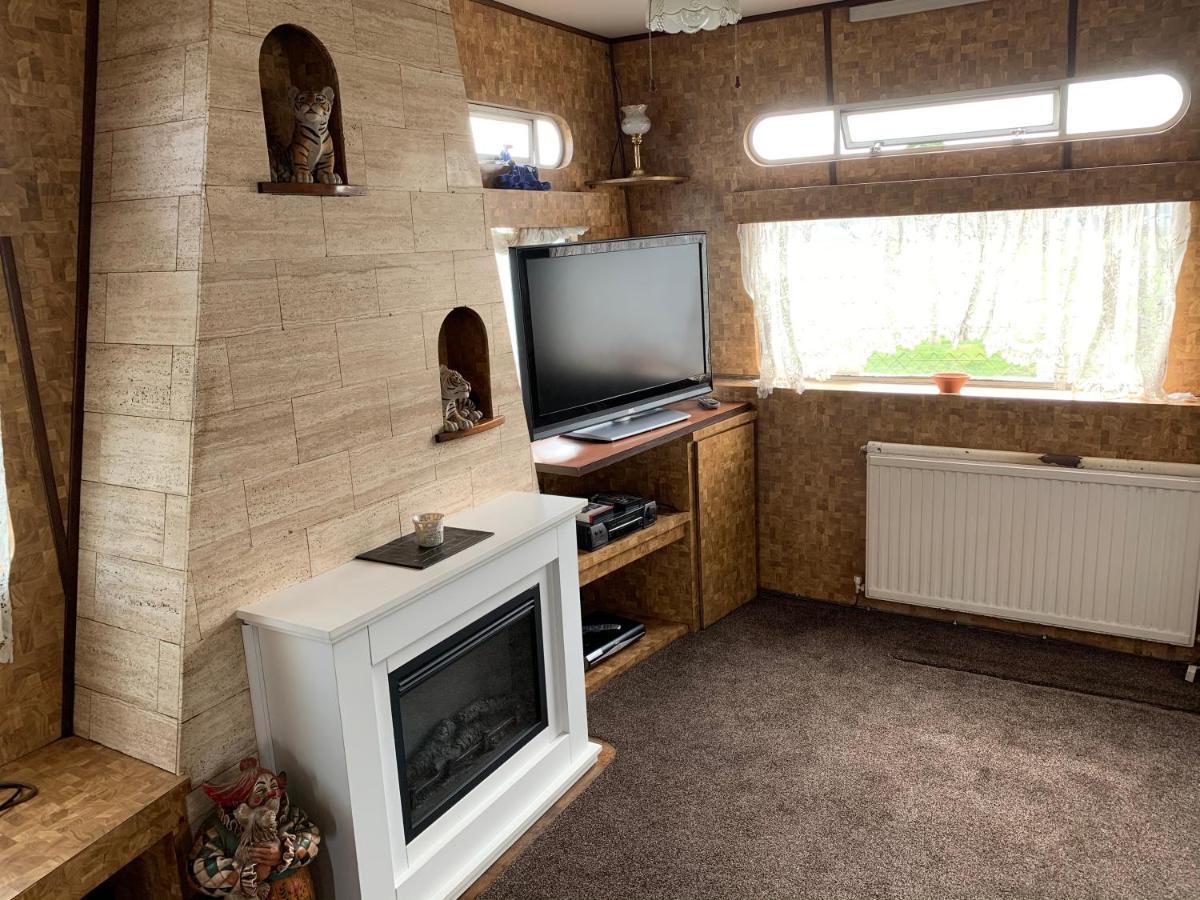 Vintage, Circus Holiday Home Мейбълторп Екстериор снимка